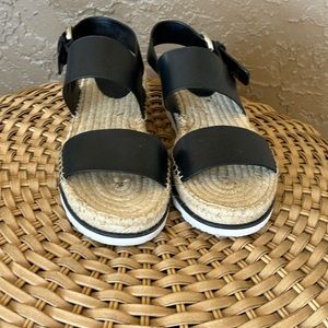 Marc Fisher Black leather wedge. Size 7 1/2